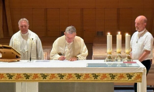 El Rector Mayor recibe la ciudadanía honorífica de Castelnuovo Don Bosco