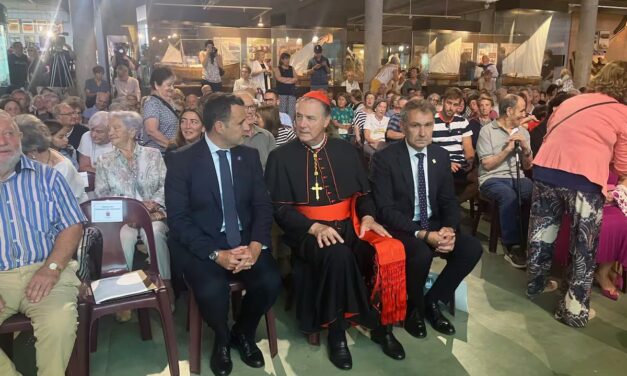 El cardenal Ángel Fernández Artime, hijo predilecto de Gozón