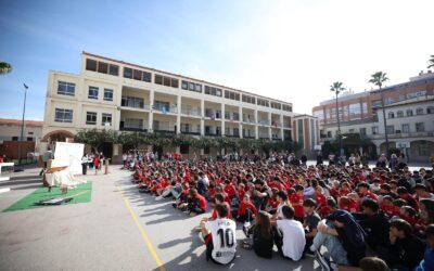 Salesians con la educación (SAE) en su 150 aniversario de la primera expedición misionera salesiana