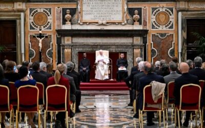 El Papa León XIV pide proteger la dignidad infantil ante la inteligencia artificial