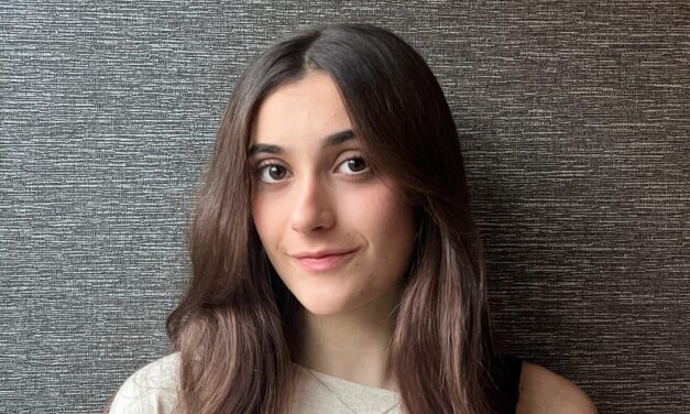 Alumna de Salesianos Cartagena obtiene la Beca Amancio Ortega