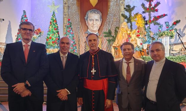 El cardenal Ángel Fernández Artime pregona las bodas de oro de la ‘Navidad salesiana’ de Utrera