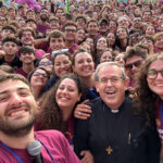 ?haced lo que ?l os diga?:  el vino de la verdad y la amistad