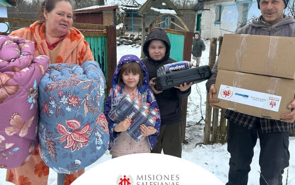 Cuatro años de guerra en Ucrania, la esperanza resiste bajo las bombas