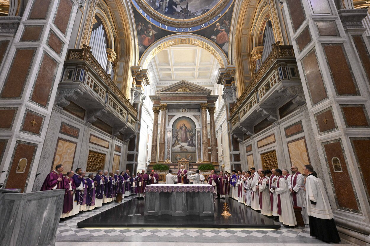 Visita del Papa a la Basílica salesiana del Sagrado Corazón de Jesús en Roma14