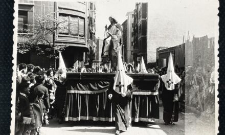 Foto con Historia: Salesianos Barakaldo en Semana Santa