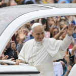 «Alzad la mirada», lema para la primera visita del Papa a España