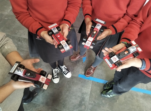Diseñar, construir y competir con coches a escala 