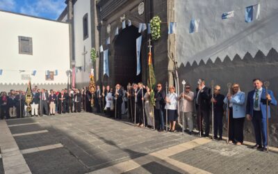 Multitudinario traslado de María Auxiliadora a Vegueta (Gran Canaria)