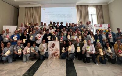 ‘Pastores que huelan a oveja’