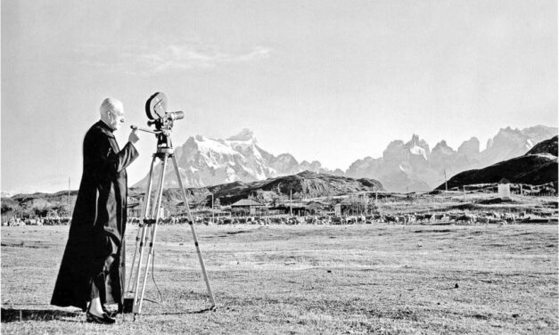 Foto con Historia: Alberto María De Agostini