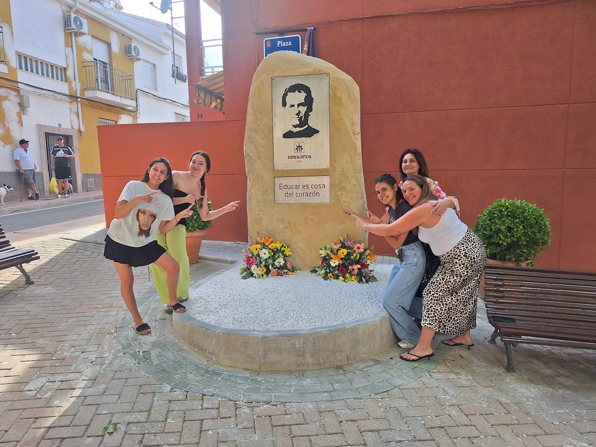 monolito Don Bosco Jaen-2026-00007