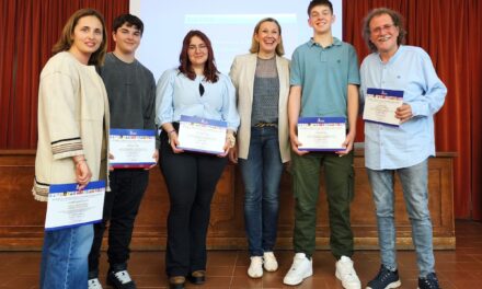 Alumnos de Grado Medio de Salesianos Villamuriel premiados por la junta de Castilla y León