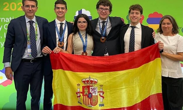 Salesianos Mérida destaca en la Olimpiada Internacional de Biología celebrada en Lituania