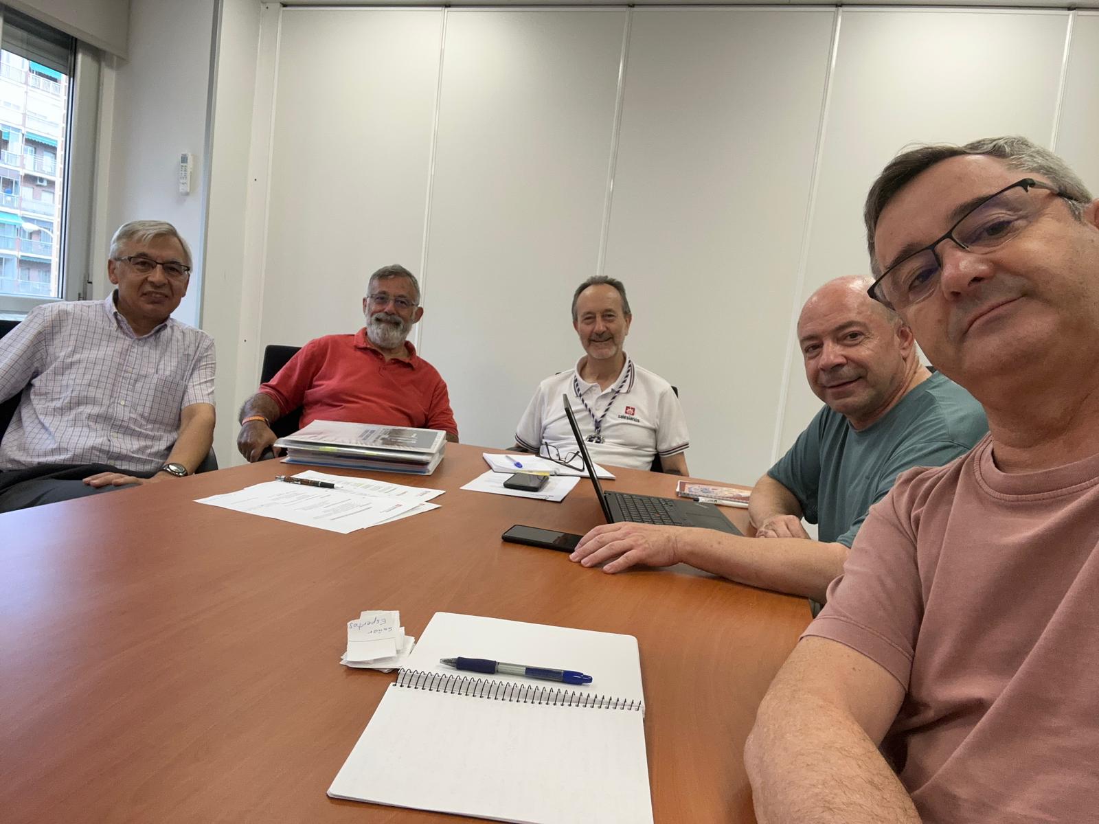 Foto grupo comisión