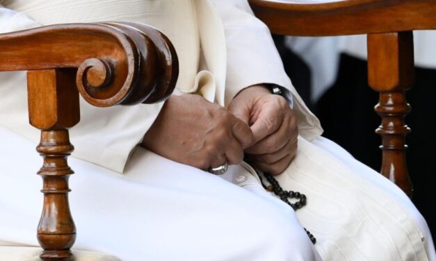León XIV rezará un Rosario por la Paz en el Vaticano con cientos de niños
