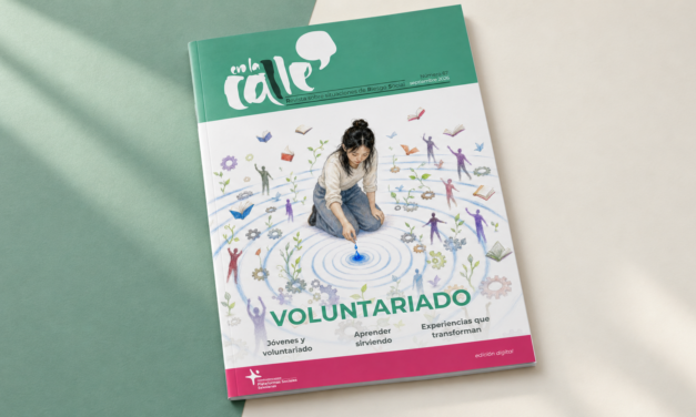 Disponible el número 67 de En la Calle, dedicado al voluntariado