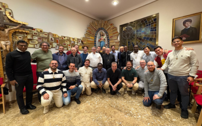 El Rector Mayor, don Fabio Attard, se encuentra con la comunidad del Teologado en Madrid